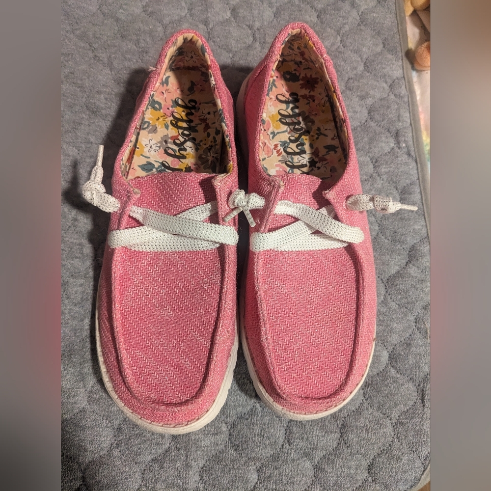 Gypsy Jazz Women's Pink Flats with White Laces